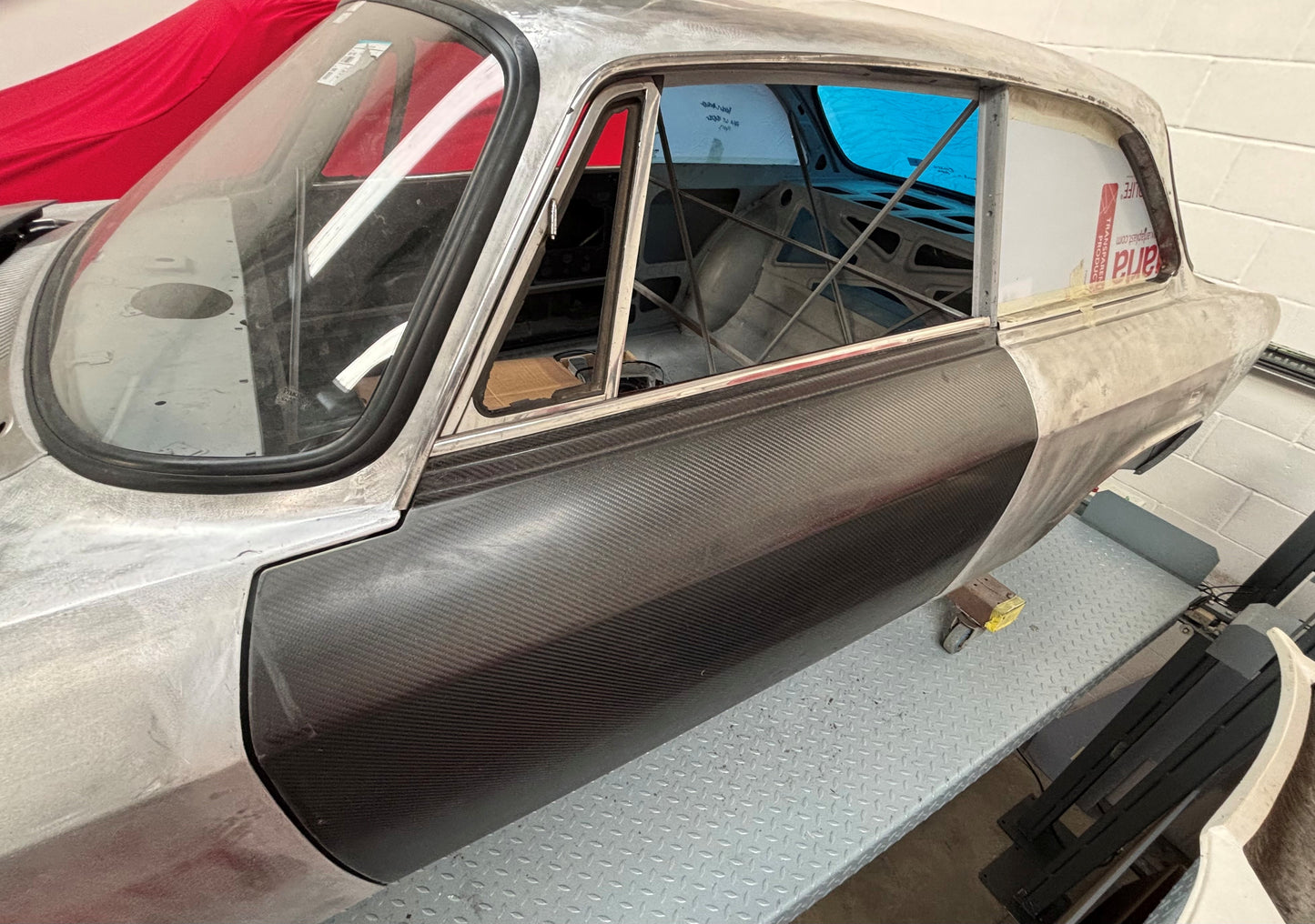 GTAR "SUPERLIGHT" BODYSHELL - £37,500