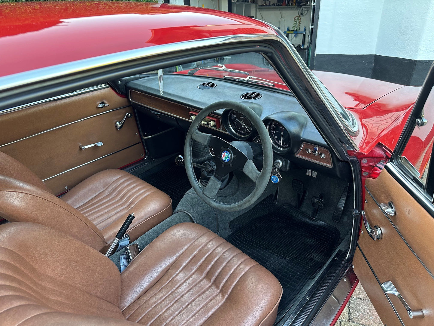 1965 GIULIA SPRINT GT RHD - £39,750 (ONO)