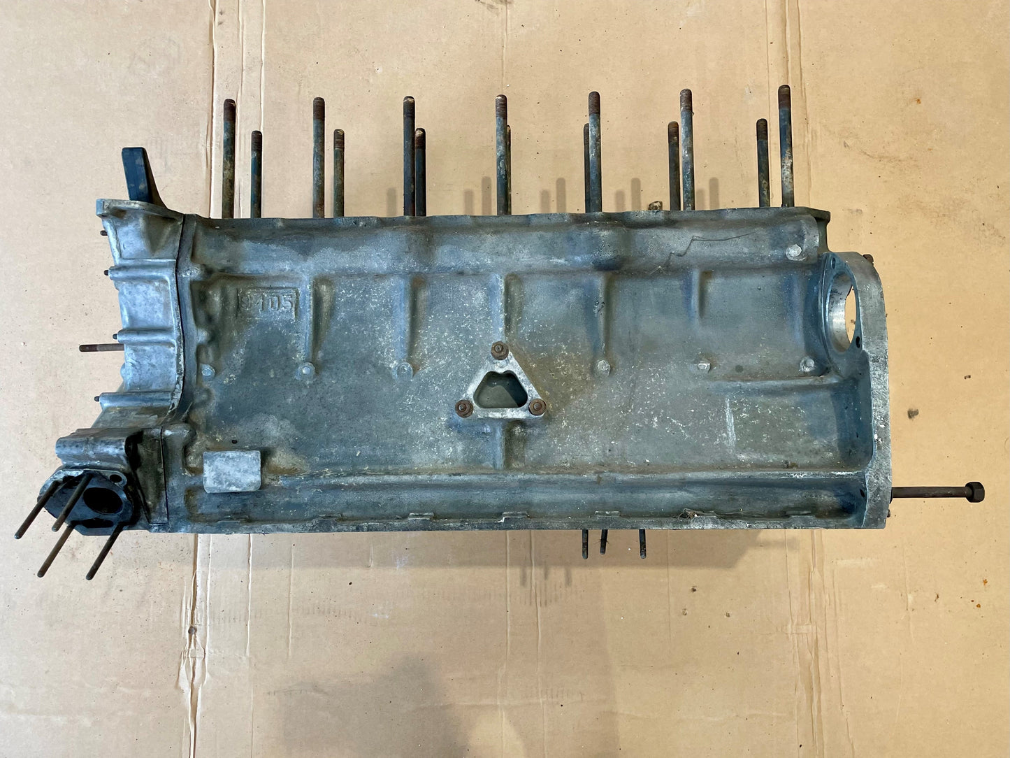 80886 USED 2600 BLOCK AR00608