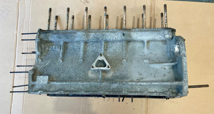 80885 USED 2600 BLOCK AR00601