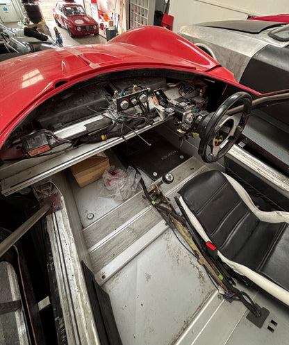 33 STRADALE BODY SET MOUNTED ON VX220 - £39,500