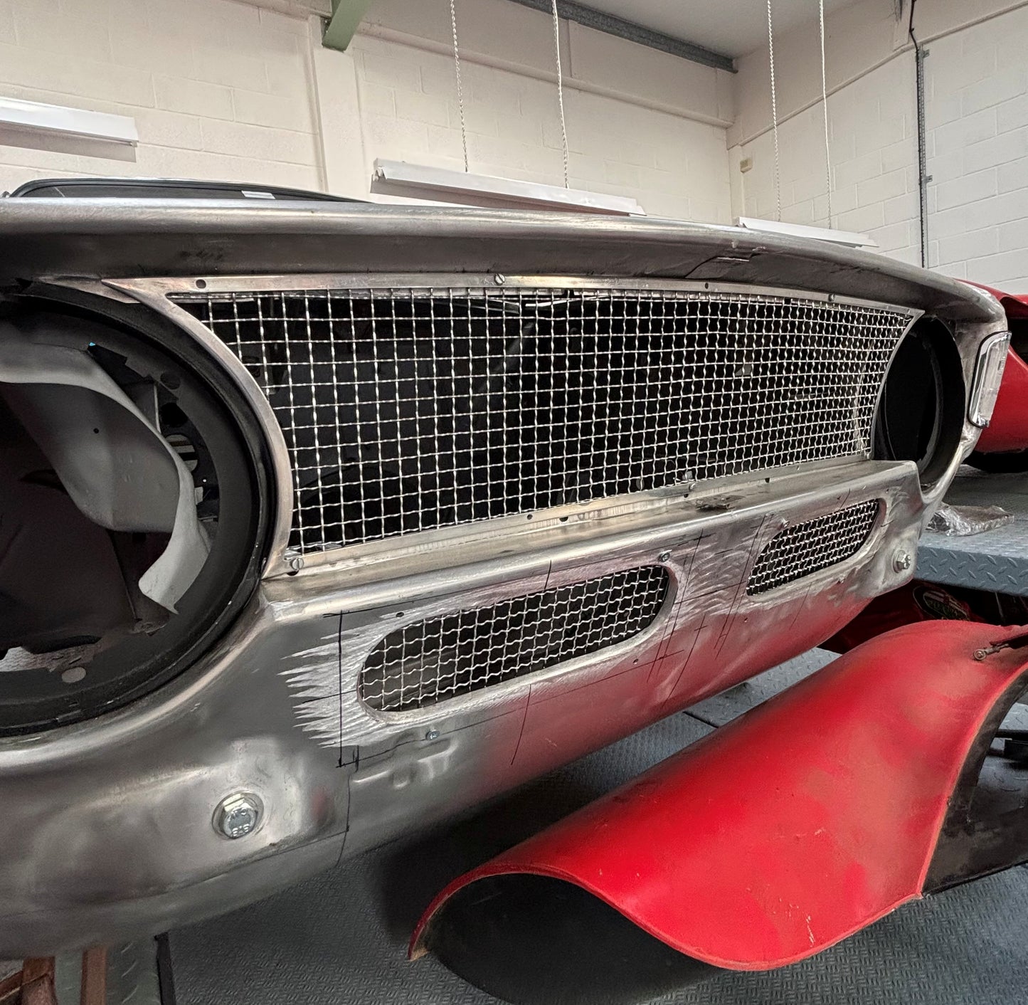 GTAR "SUPERLIGHT" BODYSHELL - £37,500