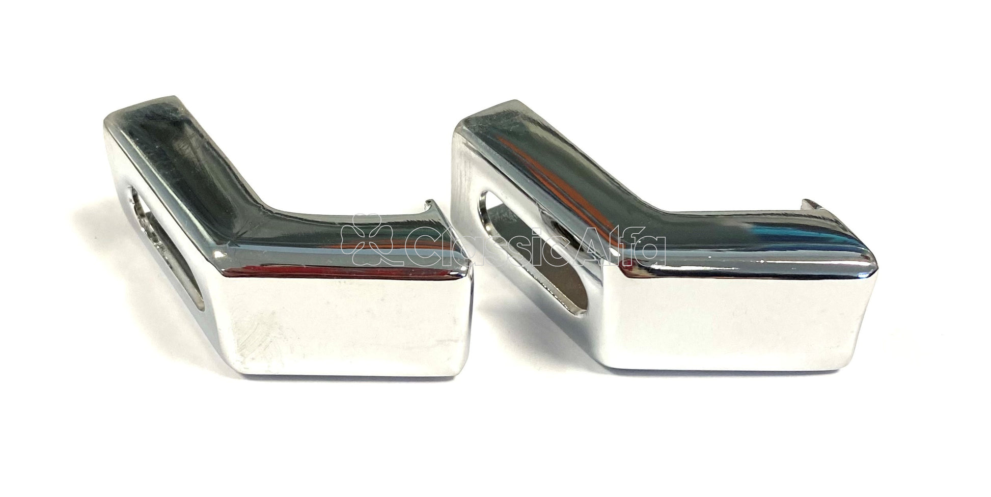 750-129/1 PAIR OF BRACKETS FOR REAR NUMBERPLATE SUPPORT POSTS - ALL 750/101 SPIDERS