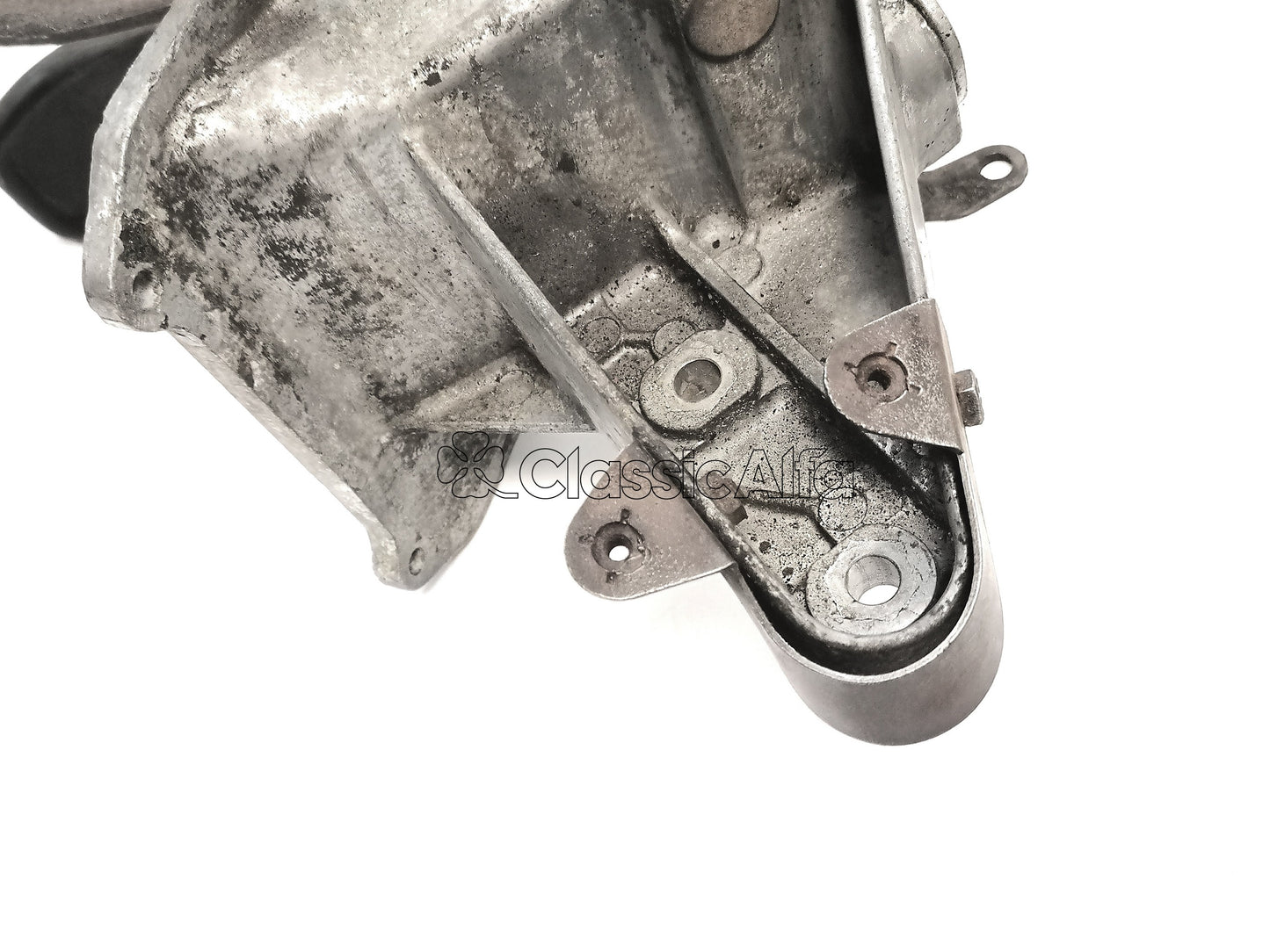 750-183 BRACKET PEDAL BOX HEAT PROTECTION