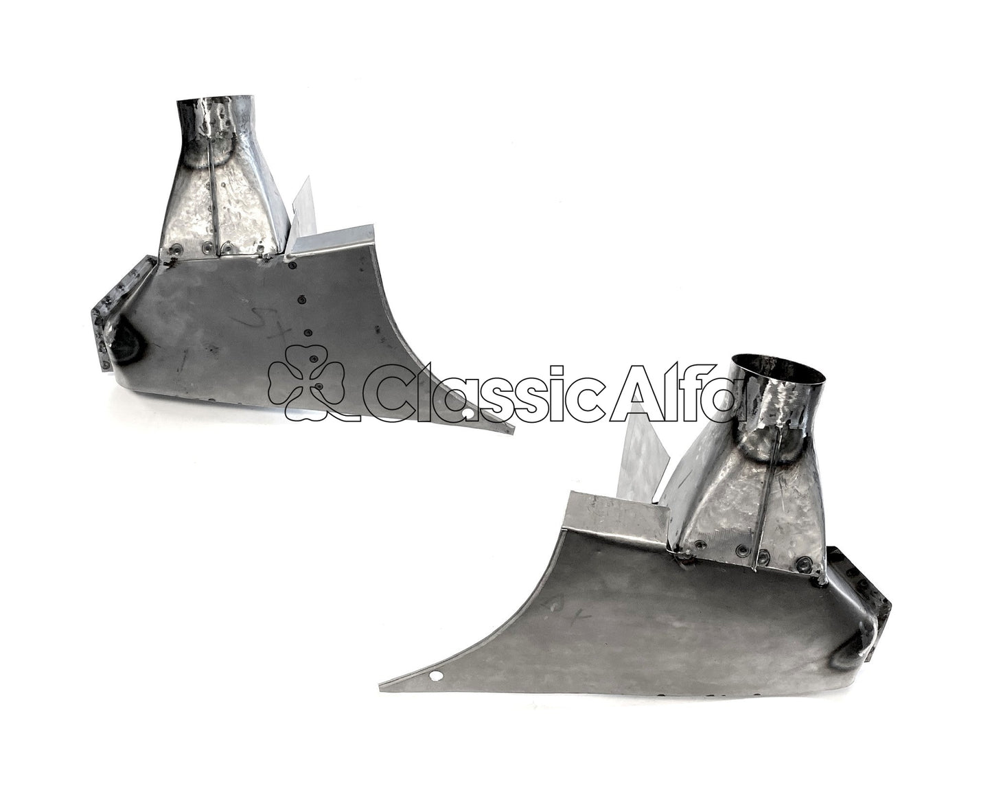 750-198/1 GIULIETTA SPIDER VELOCE 750 & 101 PAIR OF FRONT AIR DUCTS