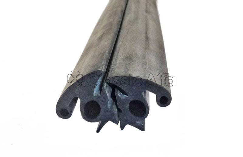 750-207 WINDSCREEN TO DOOR GLASS SEALS (pair) - 750 SERIES SPIDER