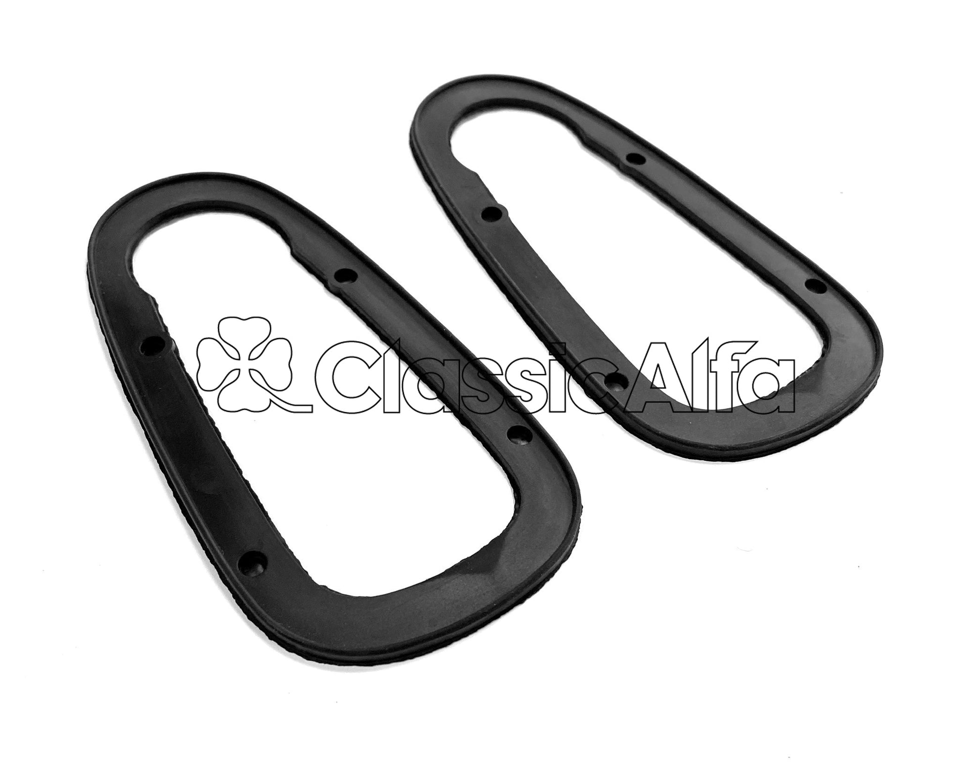 750-208 PAIR OF REAR LIGHT SEALS - 750 SERIES CARS