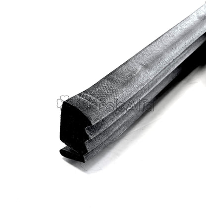 750-214 FRONT OF SOFT TOP SEAL - ALL 750 & 101 SERIES SPIDERS