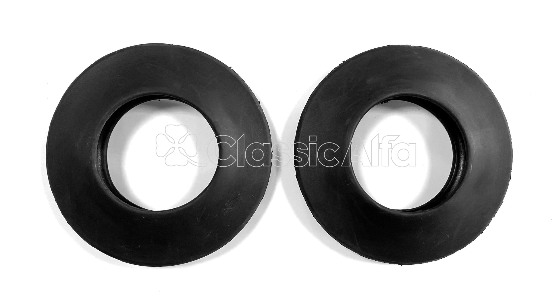 750-235 FUEL FILLER APERTURE GROMMETS (PAIR) 750 & 101 SERIES SPIDERS