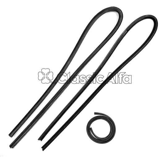 750-252 PAIR OF SPRINT REAR SIDE WINDOW SEALS - ALL 750 SPRINTS 1954-58