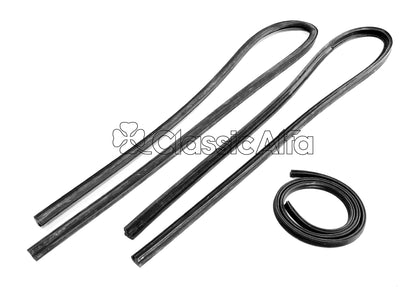 750-252 PAIR OF SPRINT REAR SIDE WINDOW SEALS - ALL 750 SPRINTS 1954-58