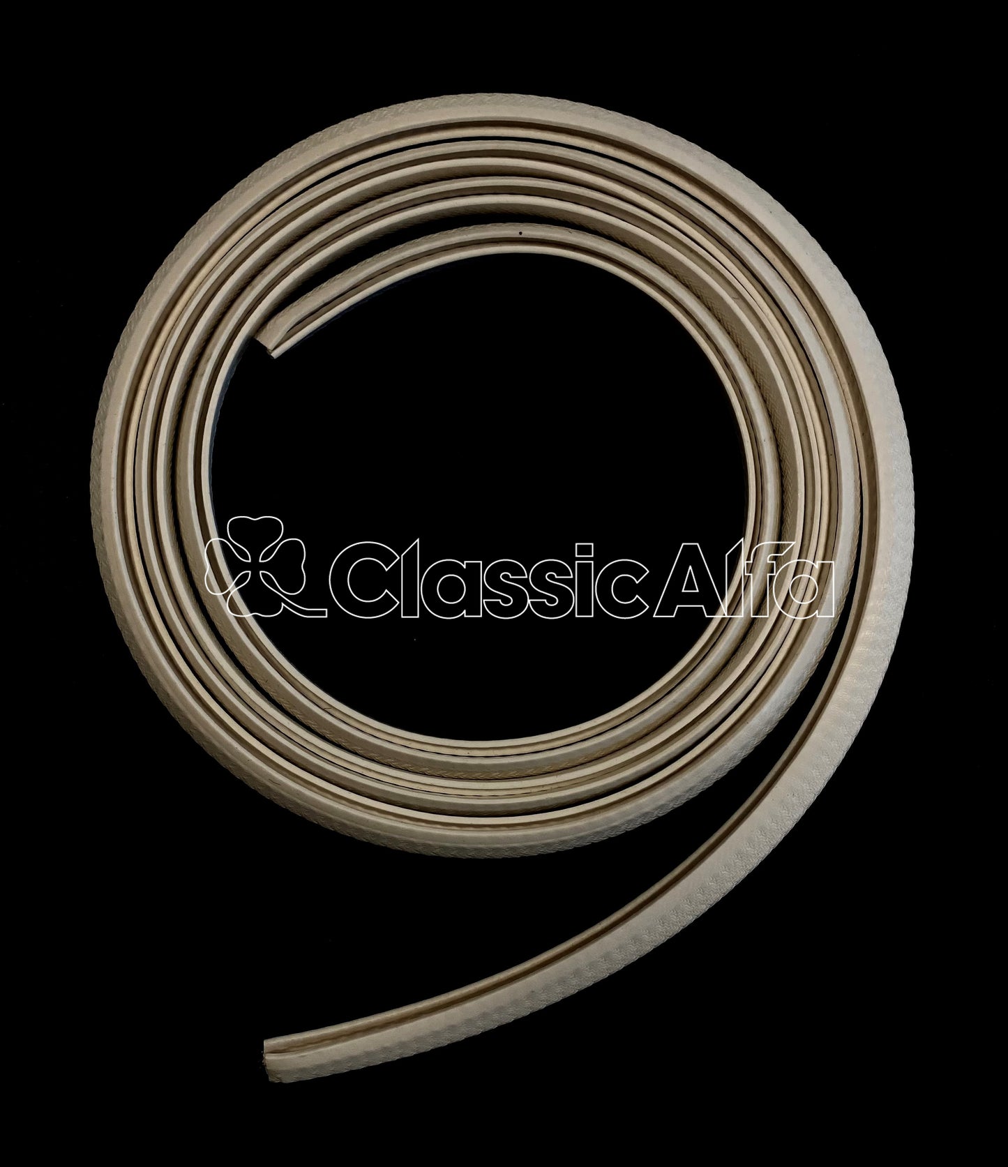 750-256/1 REAR BODY SEAM TRIM - 750 & 101 SERIES SPIDER - WHITE