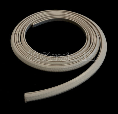 750-256/1 REAR BODY SEAM TRIM - 750 & 101 SERIES SPIDER - WHITE