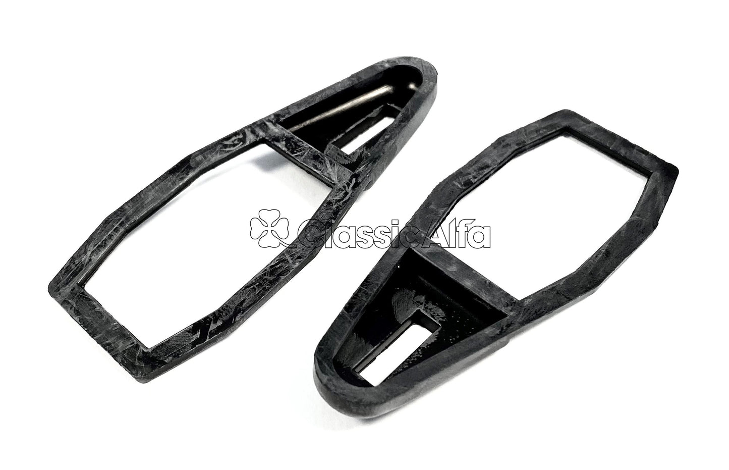 750-259 PAIR OF REAR BRAKE CYLINDER GAITERS - ALL 750 & 101 SERIES CARS