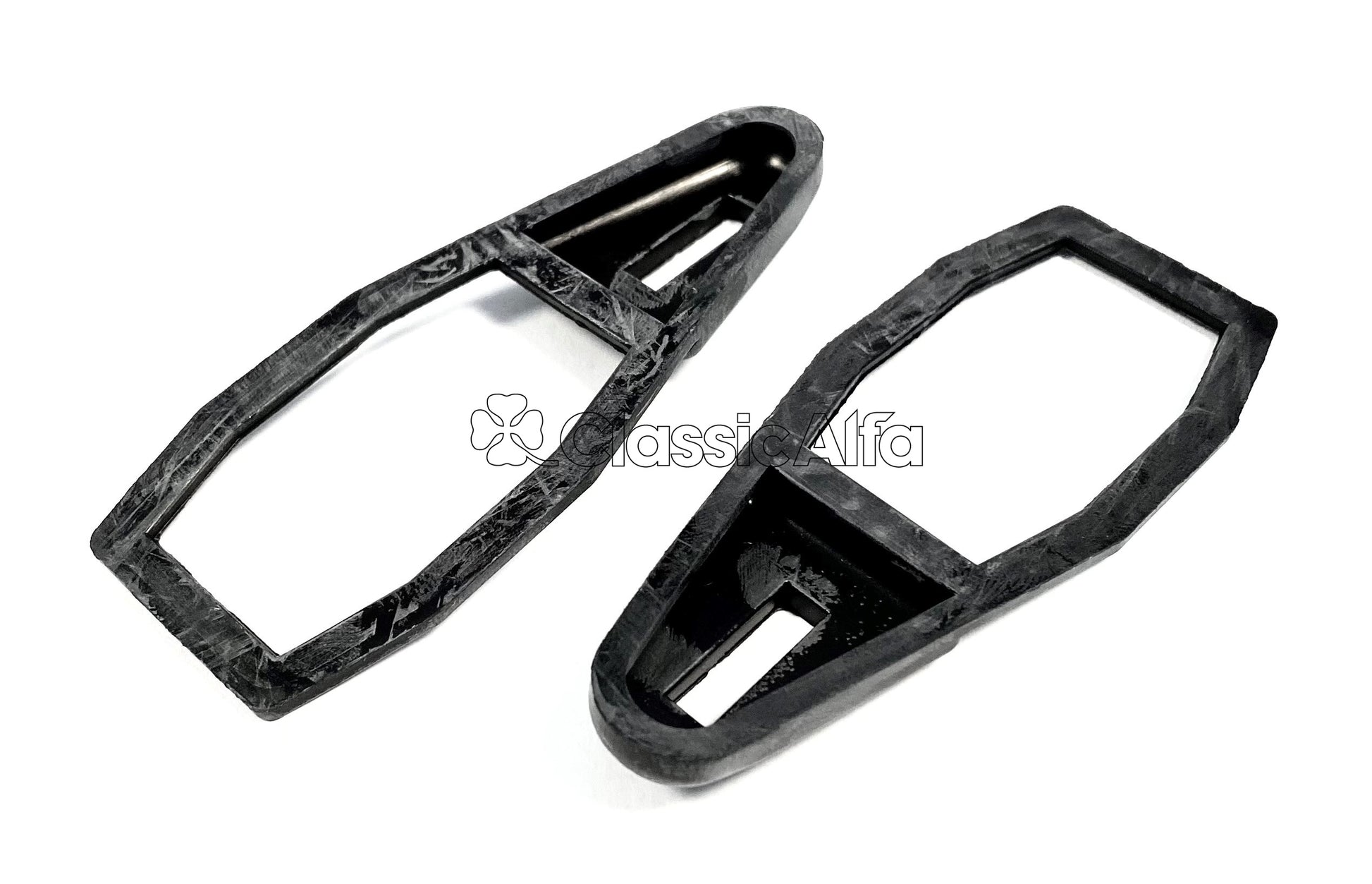 750-259 PAIR OF REAR BRAKE CYLINDER GAITERS - ALL 750 & 101 SERIES CARS