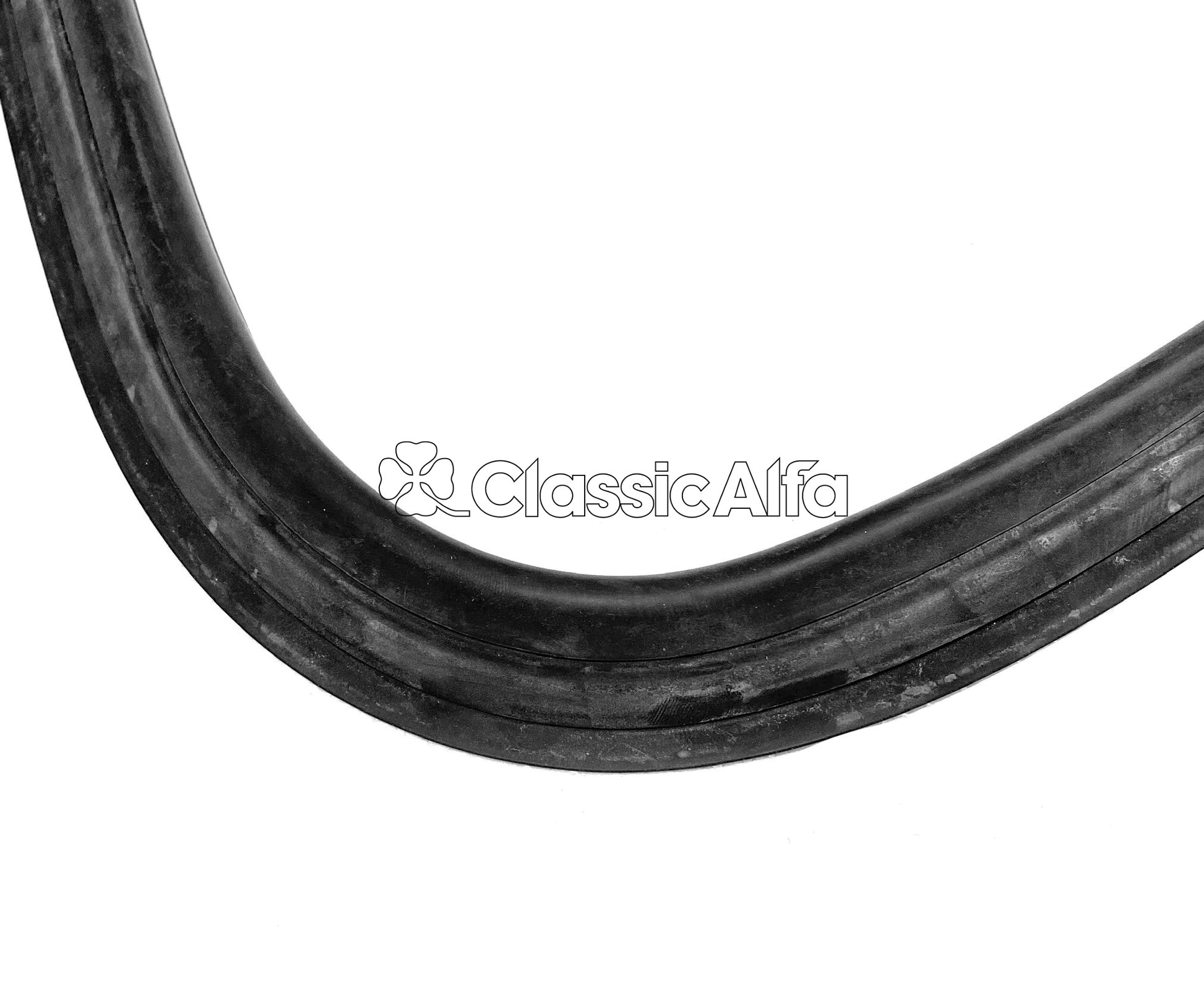 750-281 REAR SCREEN SEAL - GIULIETTA Ti 750 + 101