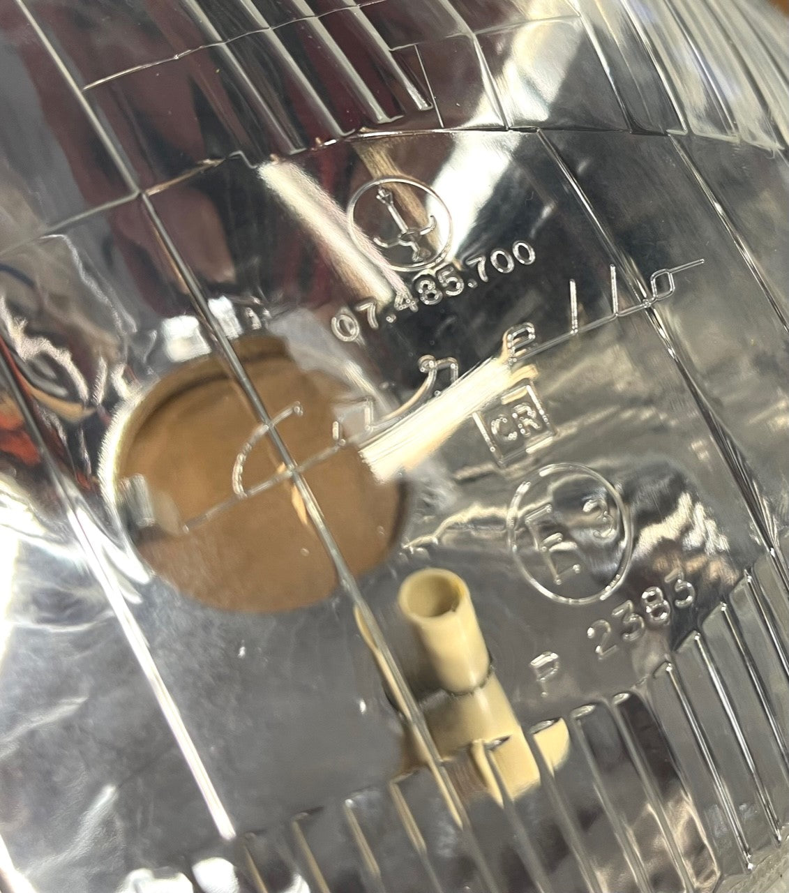 750-300/1 LHD CARELLO STYLE HEADLIGHT - BILUX + SIDELIGHT