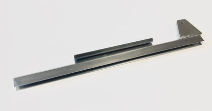 750-518 GIULIETTA SPIDER RIGHT DOOR GLASS SUPPORT CHANNEL
