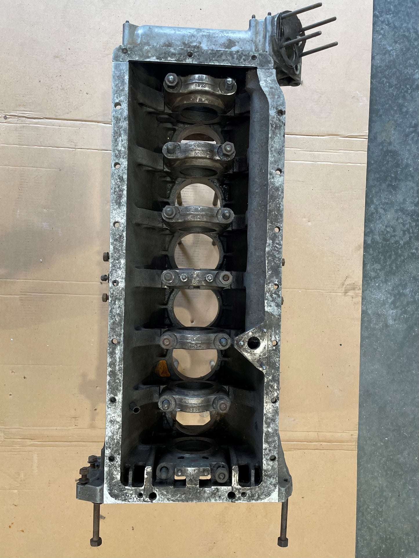 80886 USED 2600 BLOCK AR00608