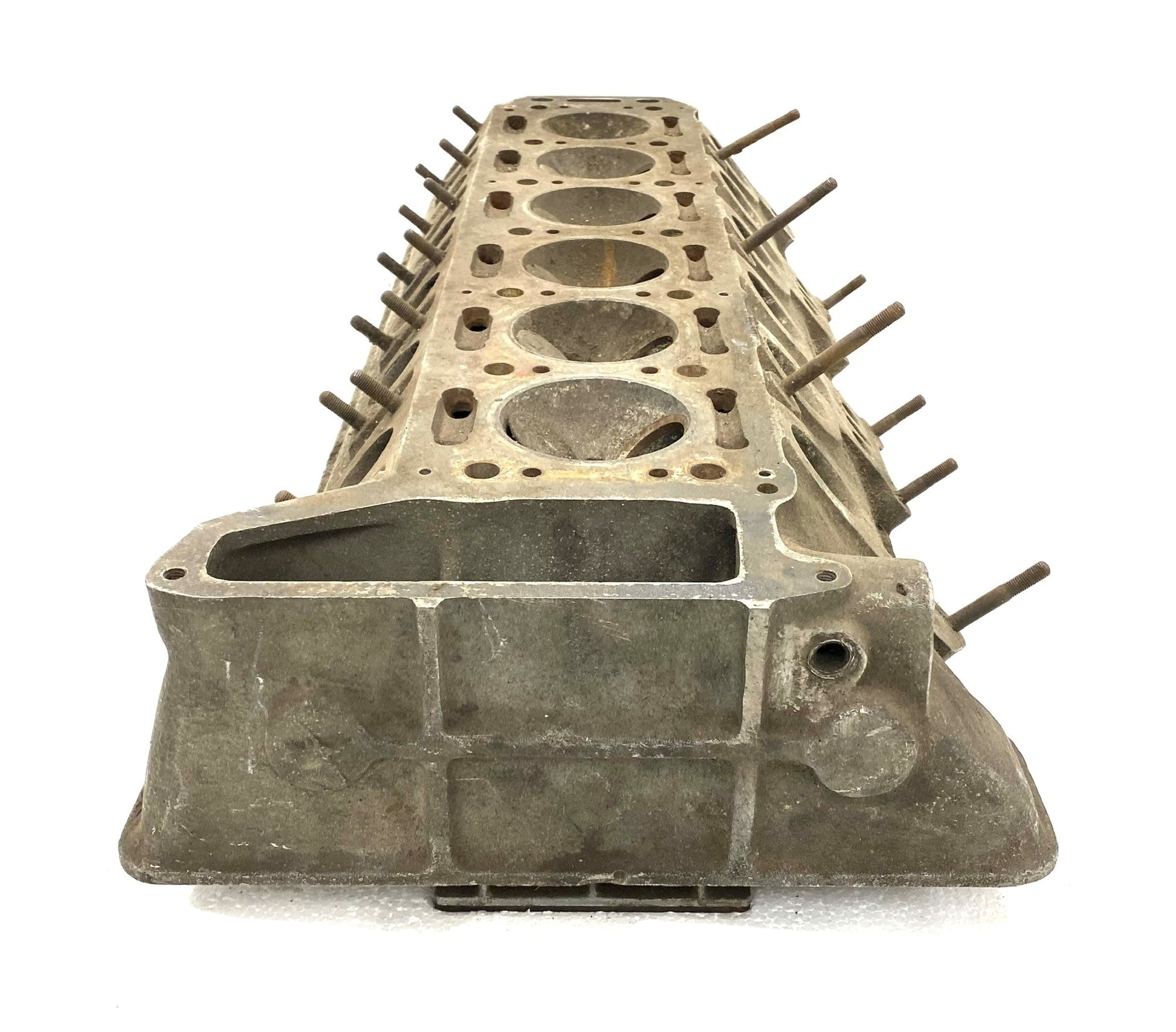 80539 USED 2600 CYLINDER HEAD