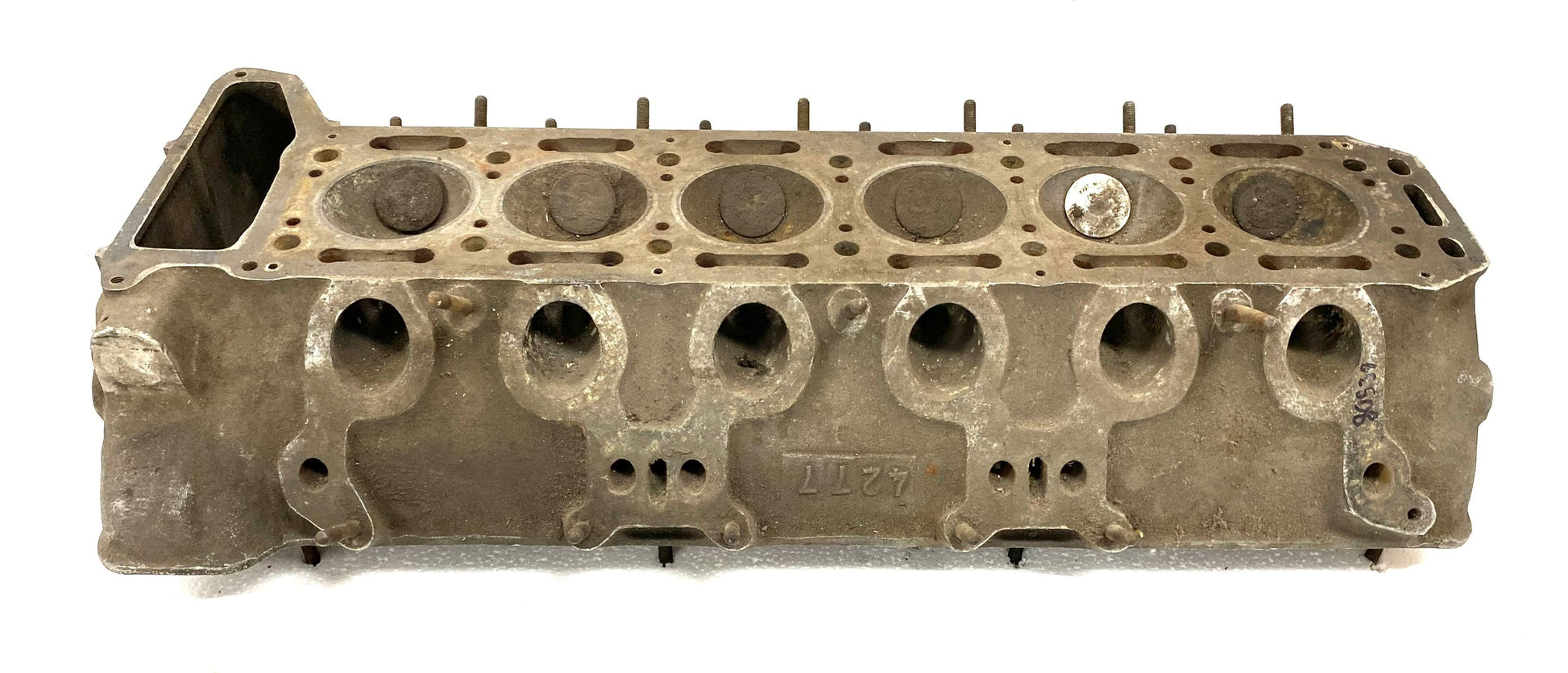 80539 USED 2600 CYLINDER HEAD