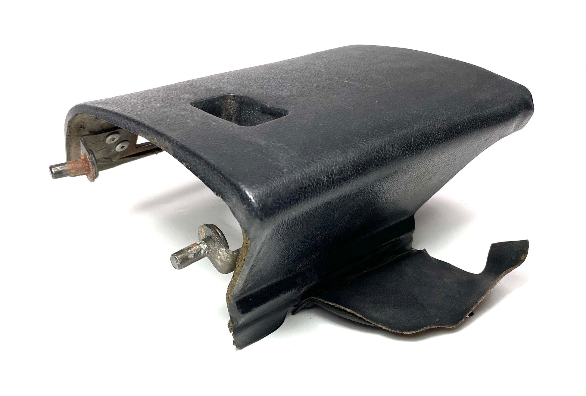 80870 USED SERIES 3 SPIDER UNDER DASH PANEL