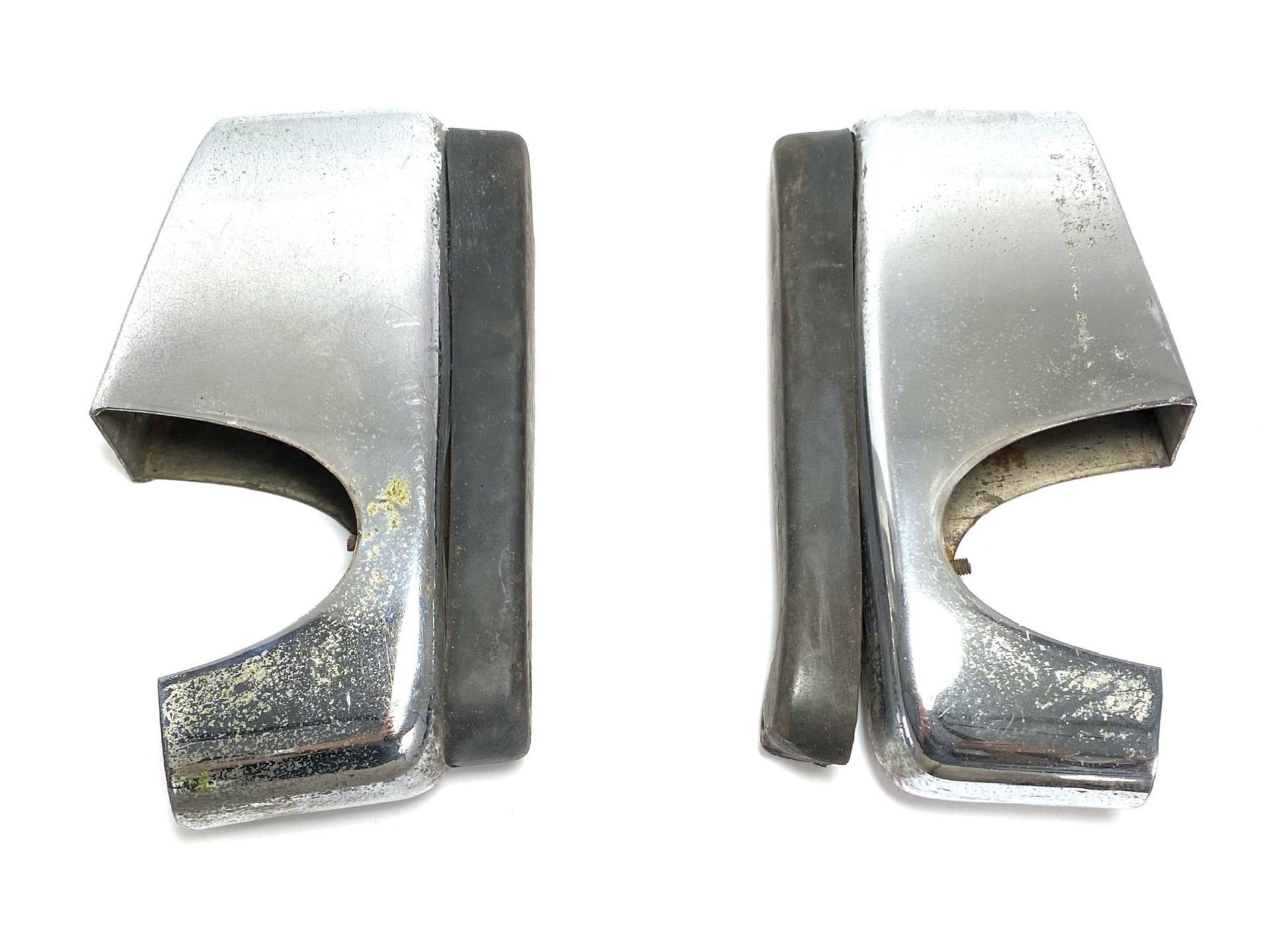 80884 USED 2000 SPIDER (102 SERIES) OVERRIDERS - PAIR