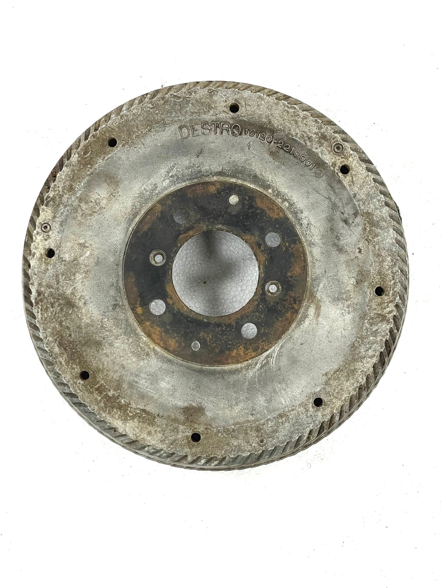 80945 USED 750/101 GIULIETTA FRONT RIGHT BRAKE DRUM - THREE SHOE