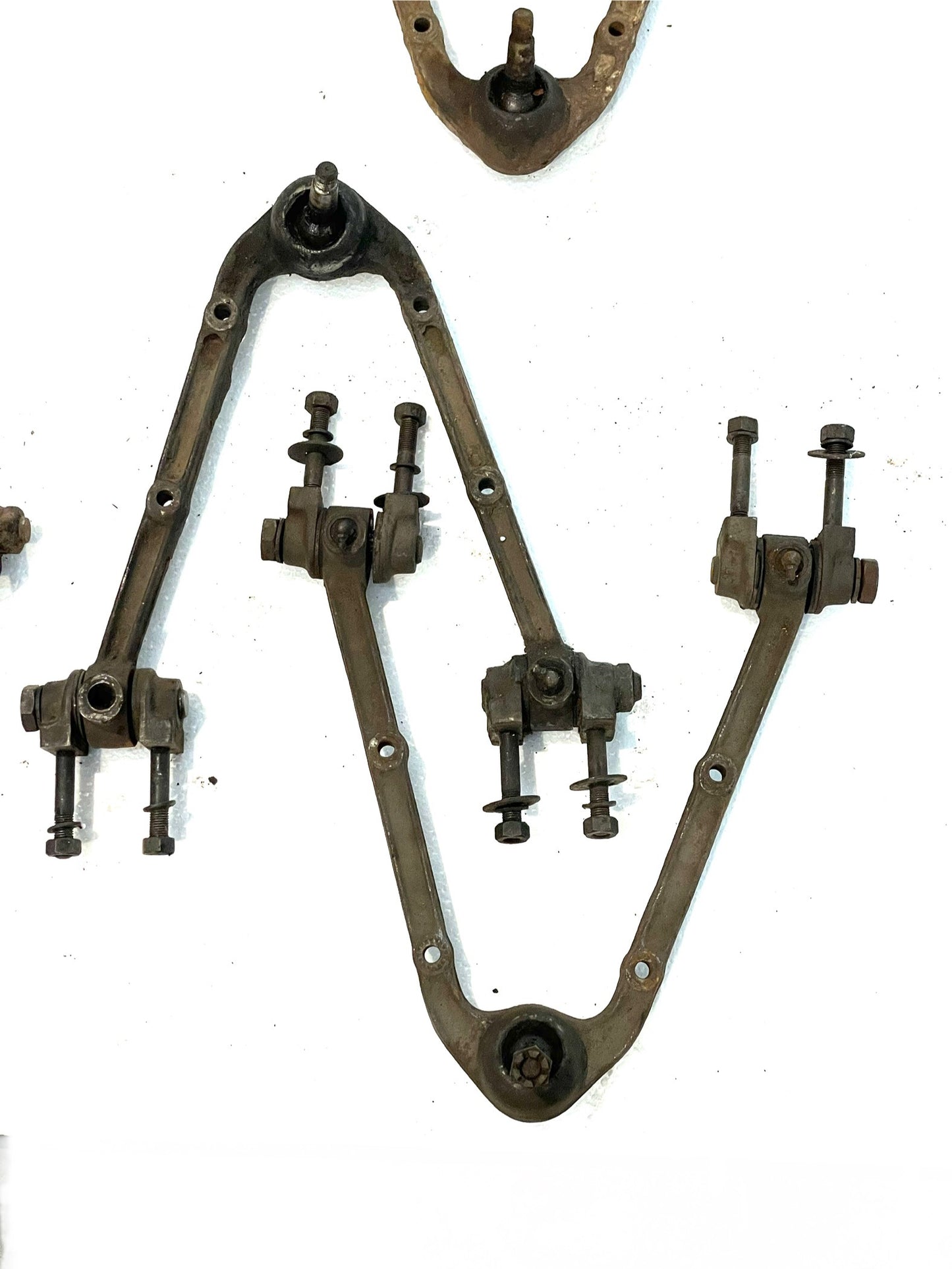 80956 USED 750/101 GIULIETTA BOTTOM WISHBONES - PAIRS