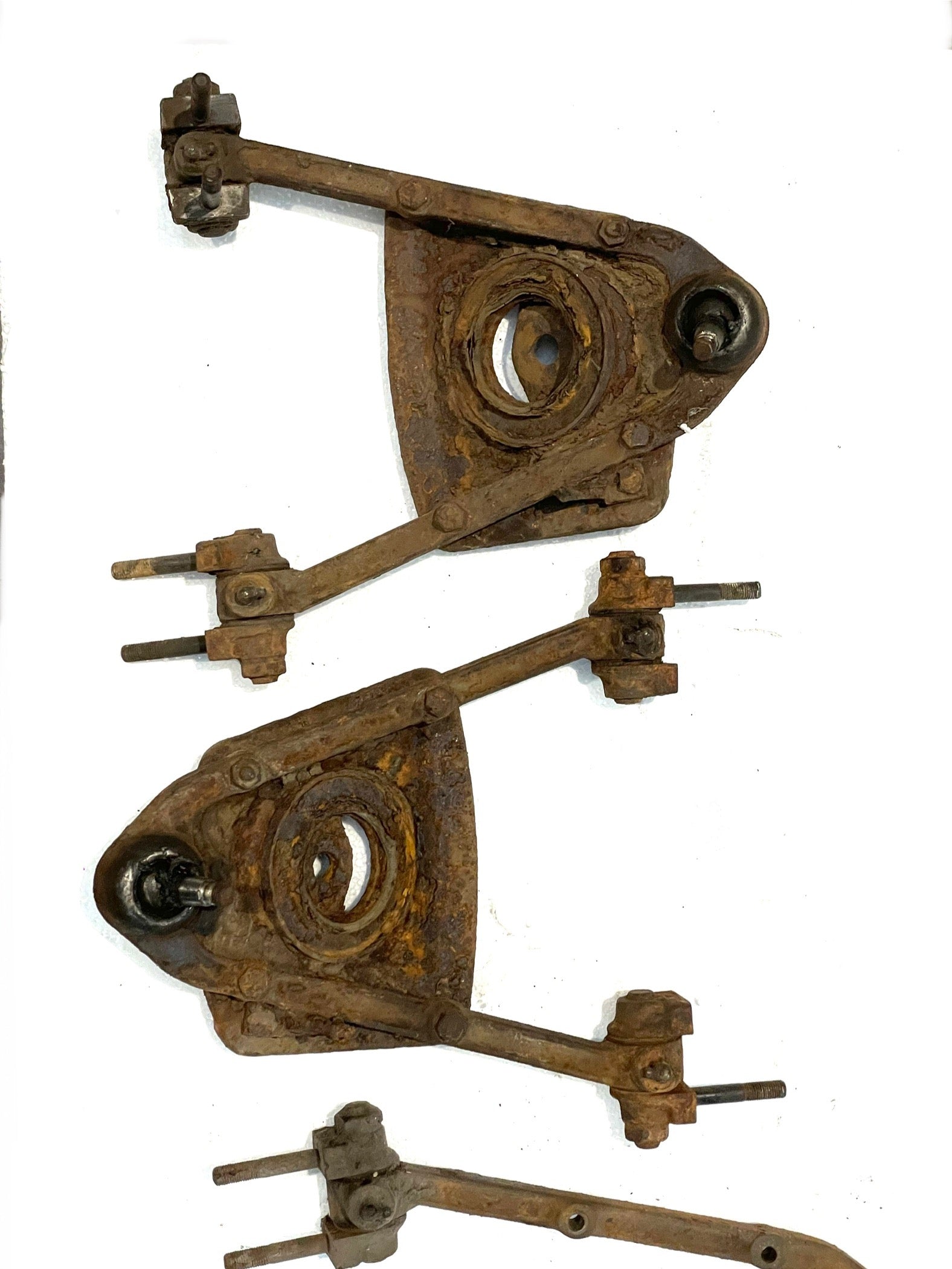 80956 USED 750/101 GIULIETTA BOTTOM WISHBONES - PAIRS