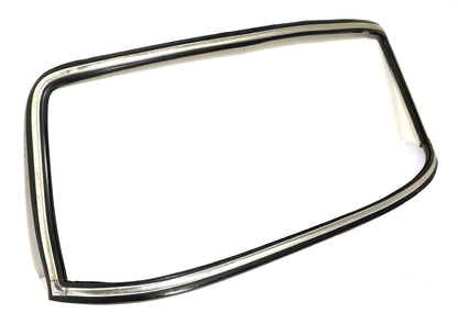 81016 USED BERLINA REAR WINDSCREEN TRIM