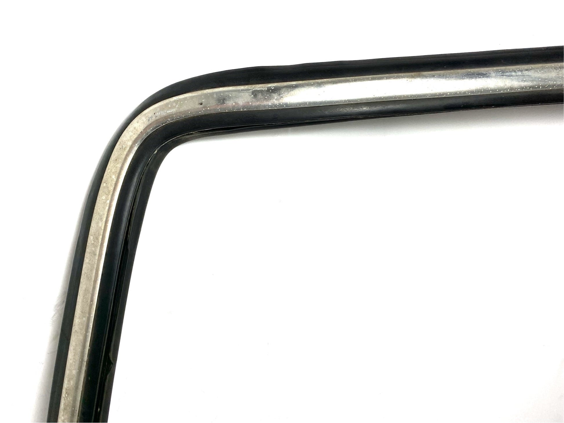 81016 USED BERLINA REAR WINDSCREEN TRIM