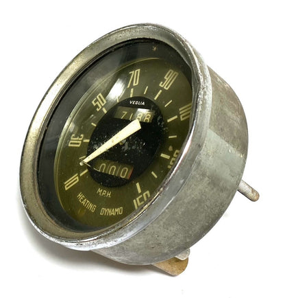 81035 USED 2600 SPRINT SPEEDOMETER