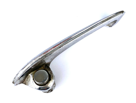 81086 USED 2600 SPIDER OUTER DOOR HANDLE RIGHT - NON LOCKING