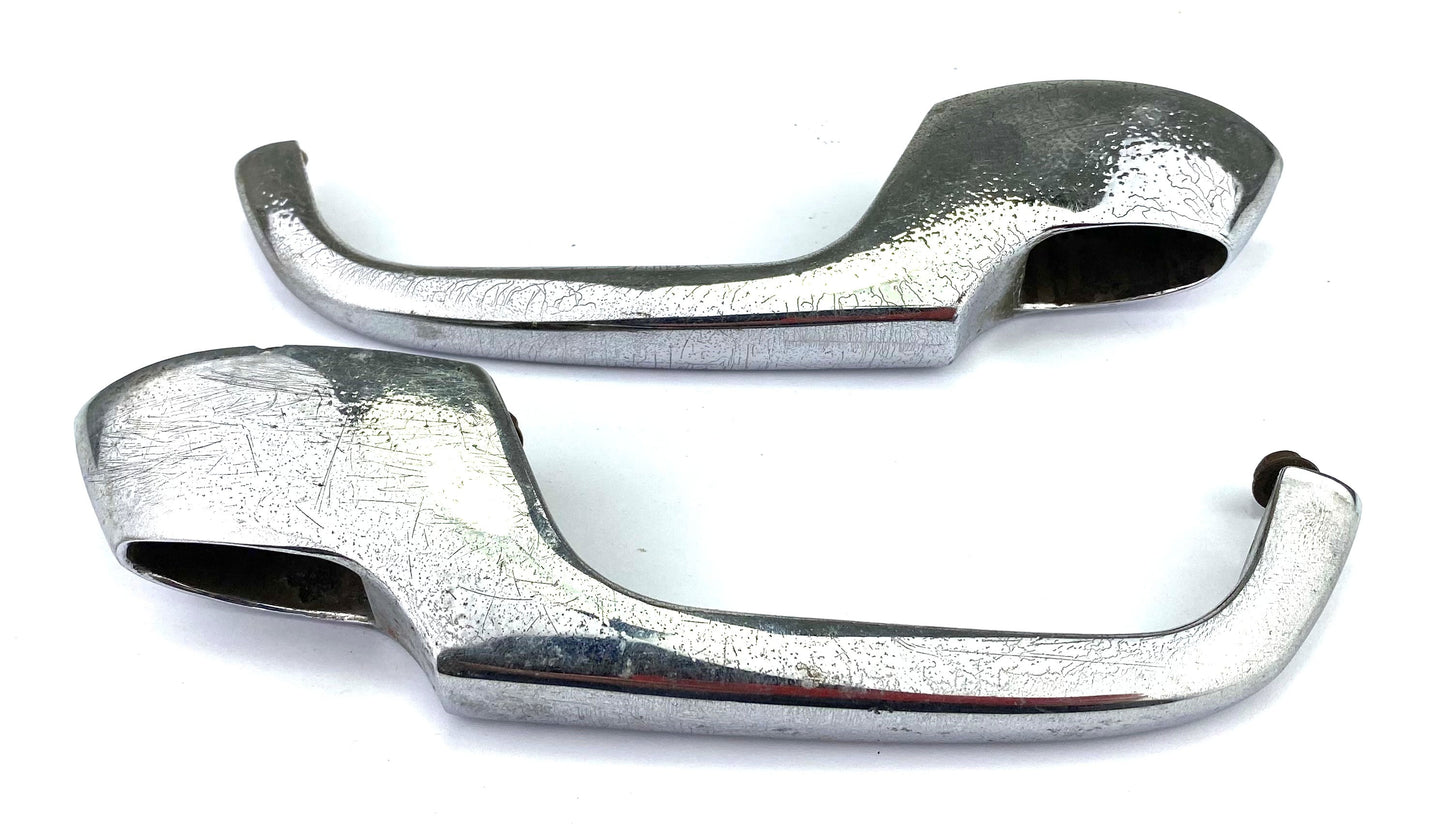 81089 USED ROUNDTAIL SPIDER OUTER DOOR HANDLES - PAIR 