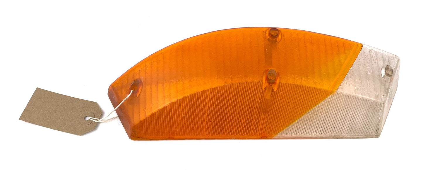 81147 USED ROUNDTAIL SPIDER RIGHT FRONT SIDELIGHT LENS