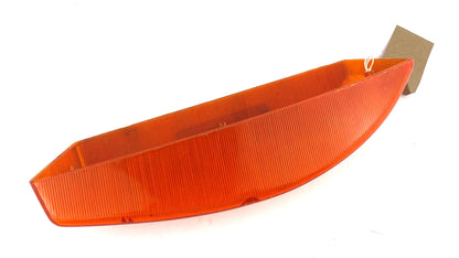 81148 USED ROUNDTAIL SPIDER LEFT FRONT SIDELIGHT LENS - ALL AMBER