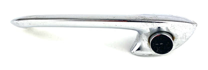81153 USED 750/101 OUTER DOOR HANDLE - LEFT