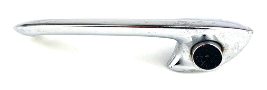 81153 USED 750/101 OUTER DOOR HANDLE - LEFT