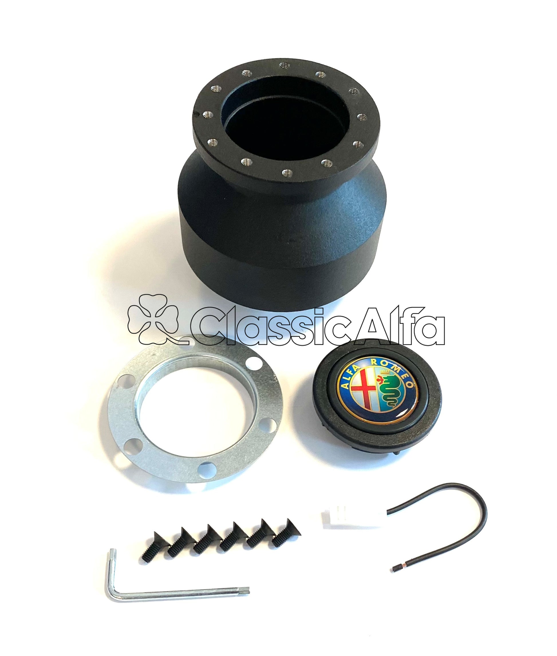 AC002 NARDI/MOMO STEERING WHEEL HUB ADAPTOR - CARS TO 1972