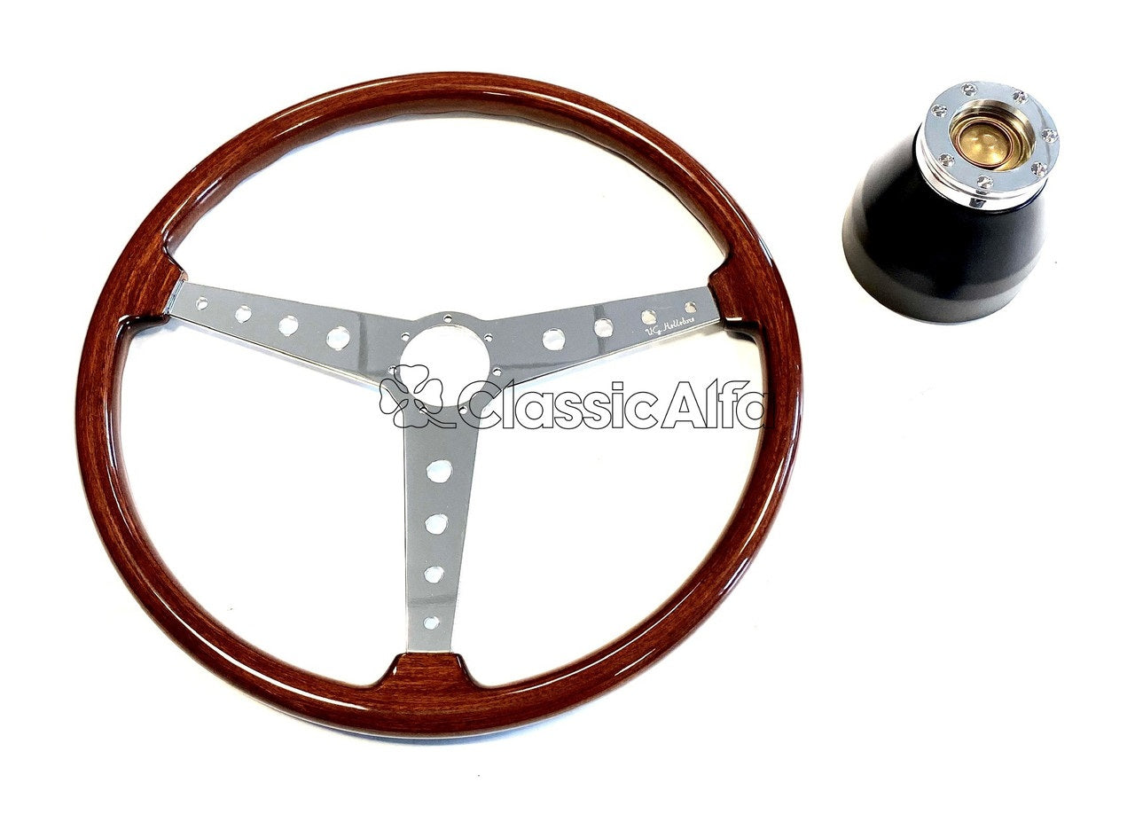 AC055/1 GTA STEERING WHEEL - 1972 ONWARDS