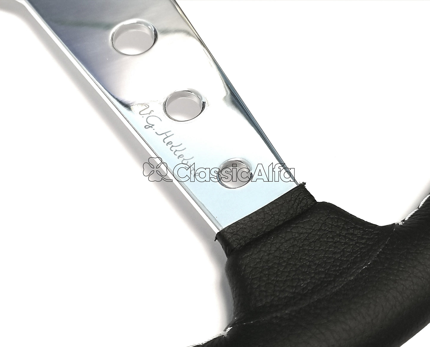 AC159 GTA LEATHER HELLEBORE STEERING WHEEL+ HUB