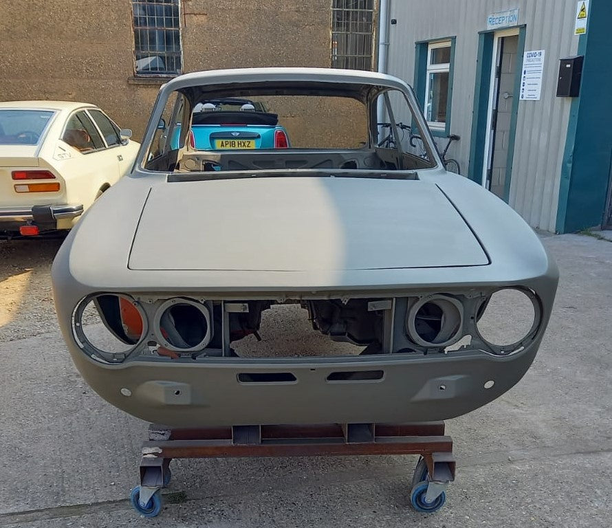 2000 GTV RACE-PREPARED SHELL - £16,950+VAT