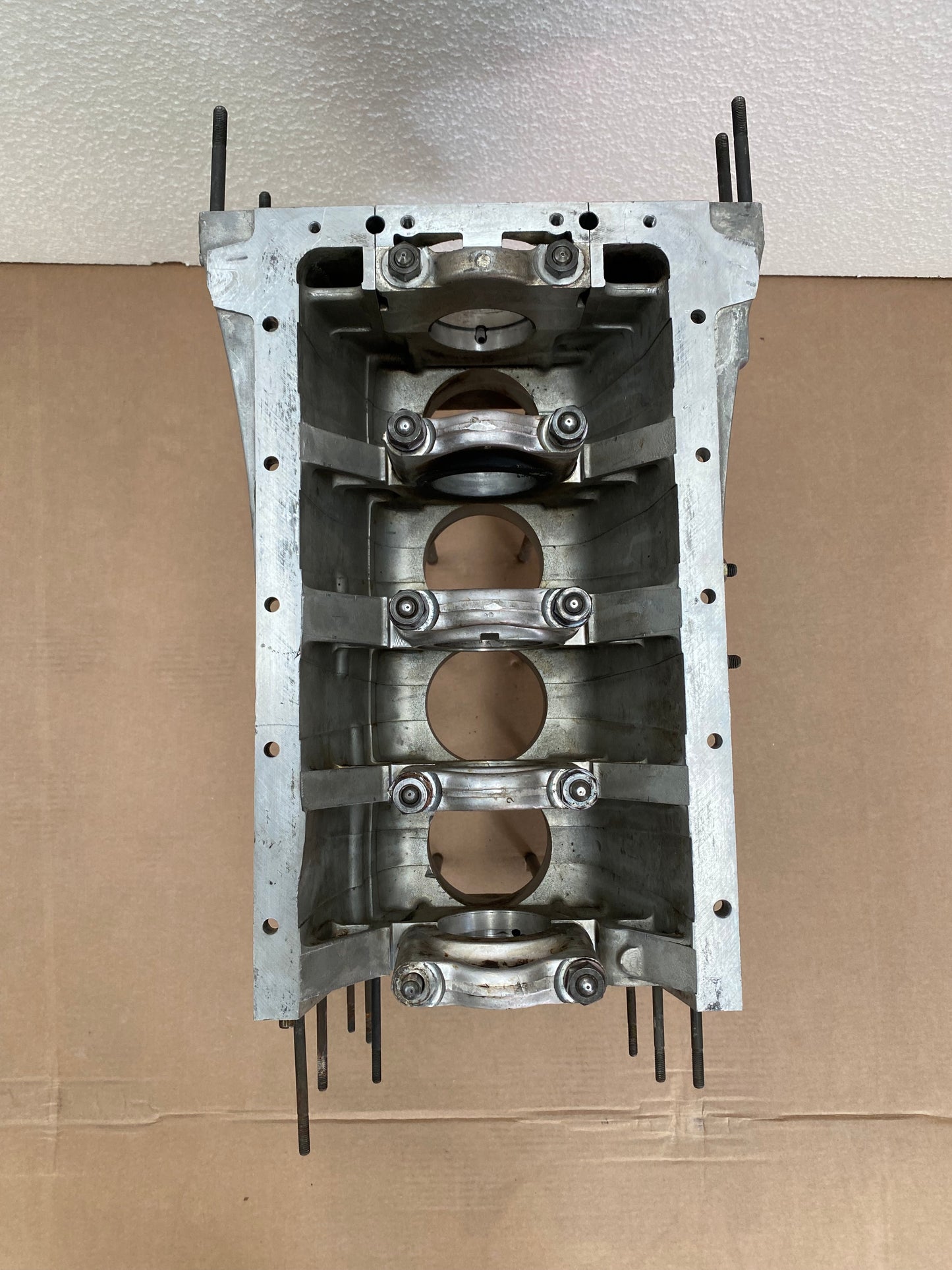 80058 USED ENGINE BLOCK LATE 1300 105 AR00530