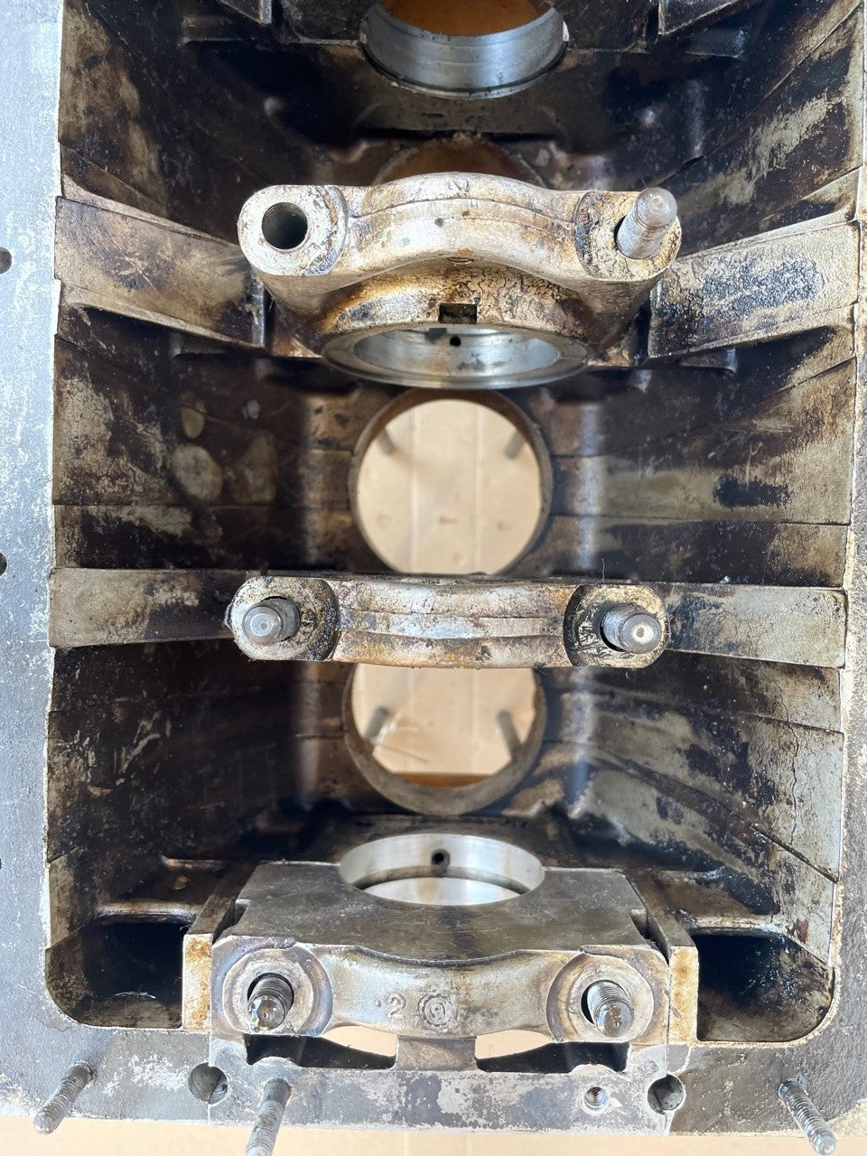 80078 USED ENGINE BLOCK EARLY 1300 105 AR00530