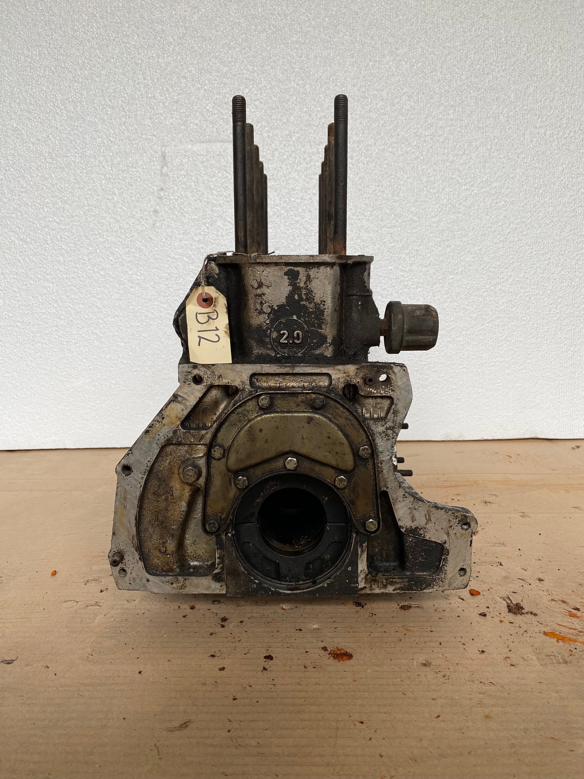 80067 USED ENGINE BLOCK ALFETTA 2000 AR01655