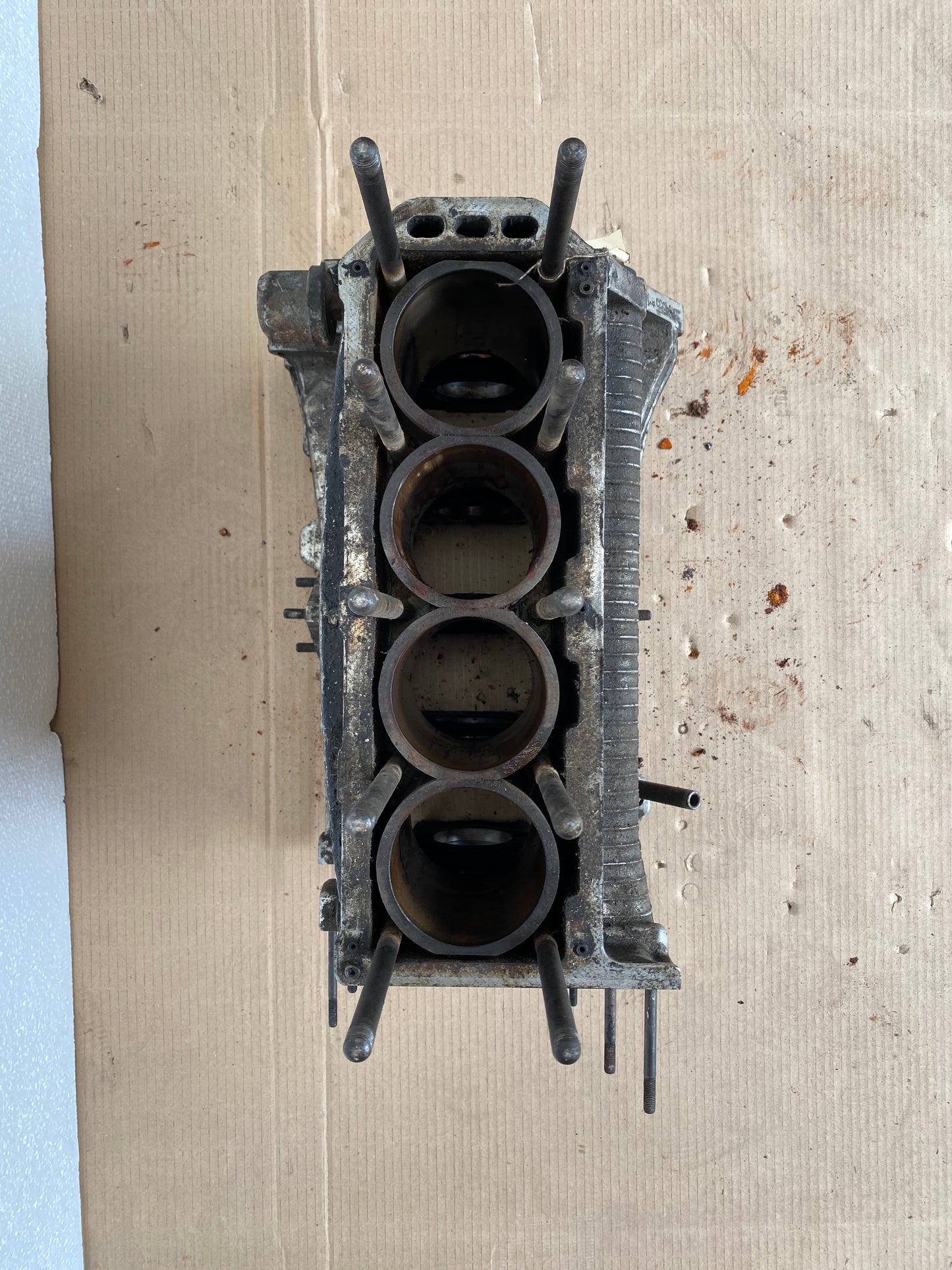 80067 USED ENGINE BLOCK ALFETTA 2000 AR01655