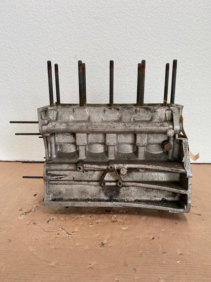 80071 USED ENGINE BLOCK 105 2000 AR00512