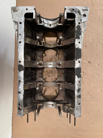 80071 USED ENGINE BLOCK 105 2000 AR00512