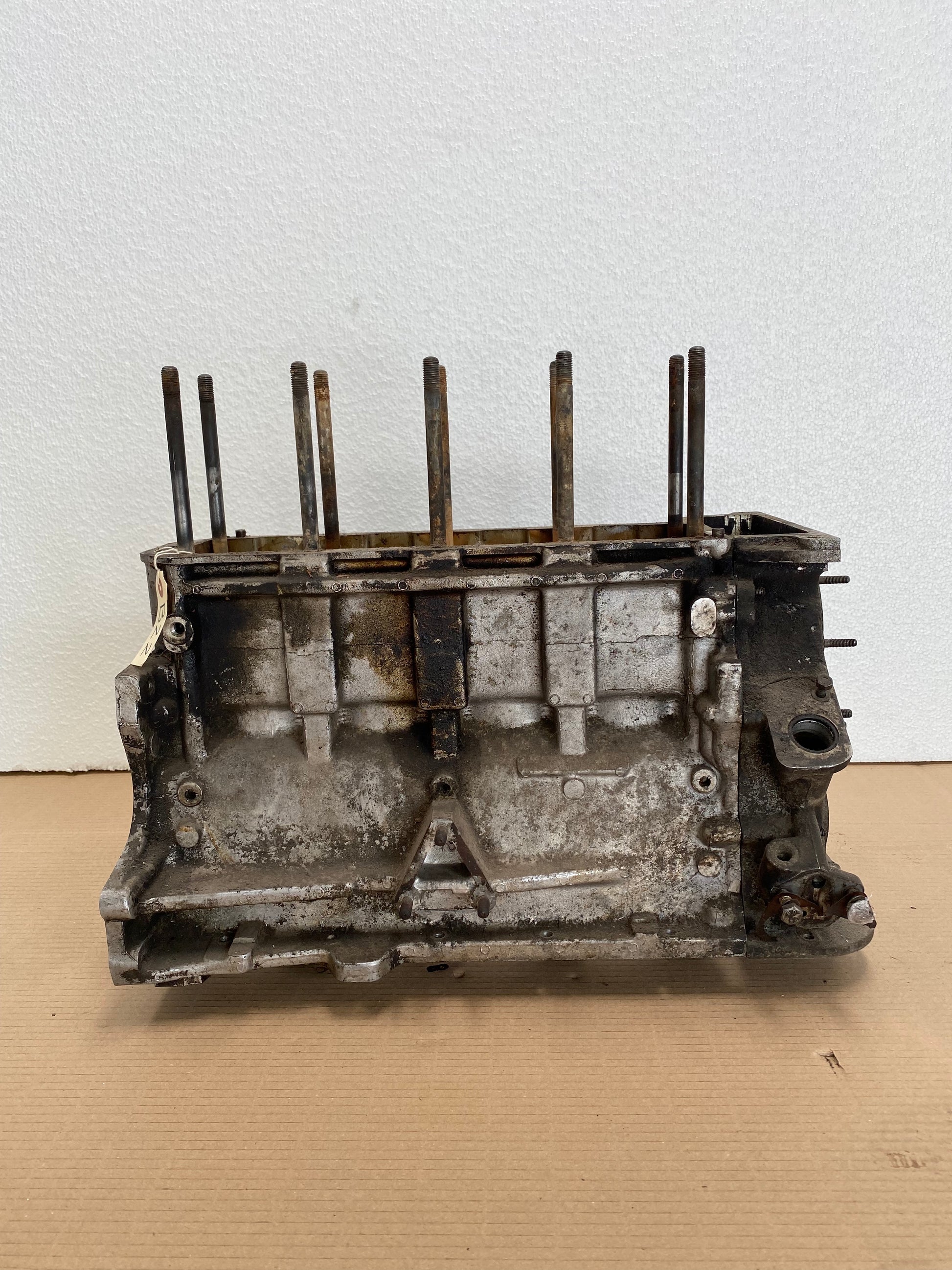 80076 USED ENGINE BLOCK ALFETTA 1800 AR01600